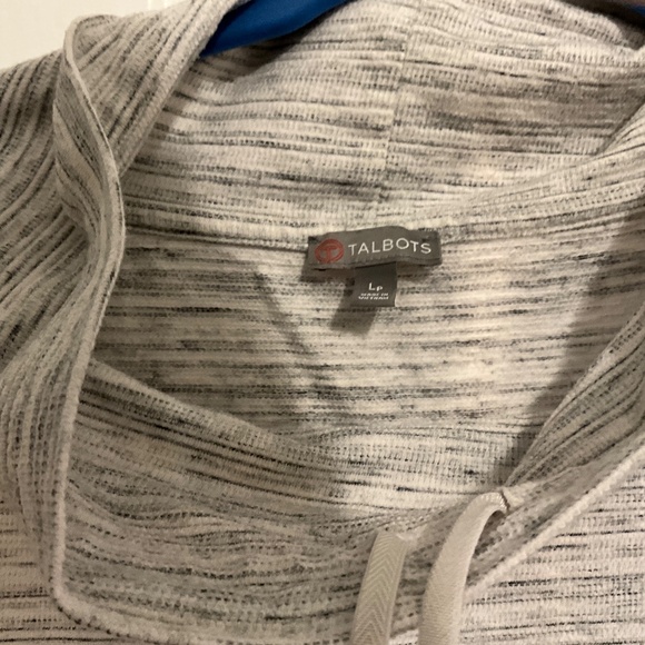 Talbots gray and white large petite long sleeve - Picture 4 of 6